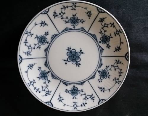BLAU DRESMER PORCELAIN PLATE