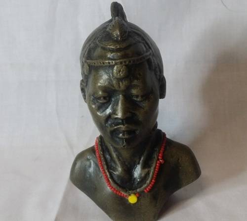 TOP  QUALITY  RESIN AFRICAN FIGURINE / BUST ..
