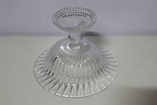 A  FANTASTIC CRYSTAL GLASS  PEDESTAL  BOWL