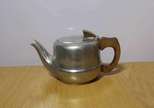 VINTAGE COFFEE POT / TEA POT