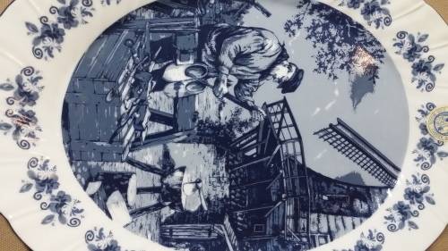 DELFT HOLLAND SPECIAL LIMITED COLLECTORS EDITION THE OLD CLOG MAKER SERIE 2717 OVAL  PLATE