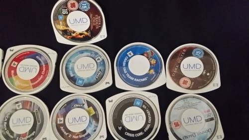 ASSORTMENT OF PSP GAMES AND MOVIES  ( 15 )  ONE JOBLOT