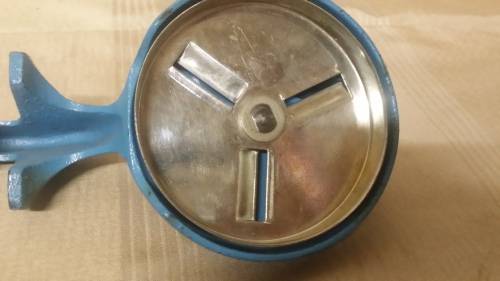 VINTAGE SPONG & CO ENGLAND BEAN SLICER
