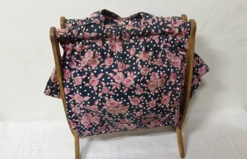 VINTAGE KNITTING FOLDING BASKET 3 7CM X 30 CM