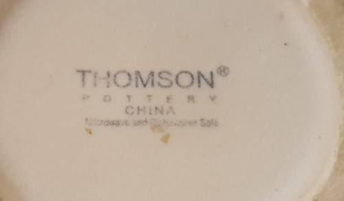 Thompson pottery bowl 15 x 9 cm