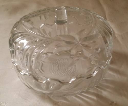 Crystal Glass Lidded Jar 12 x 7 cm