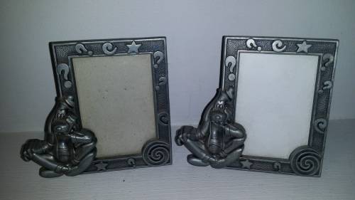 Set of two metal picture frames 10 cm