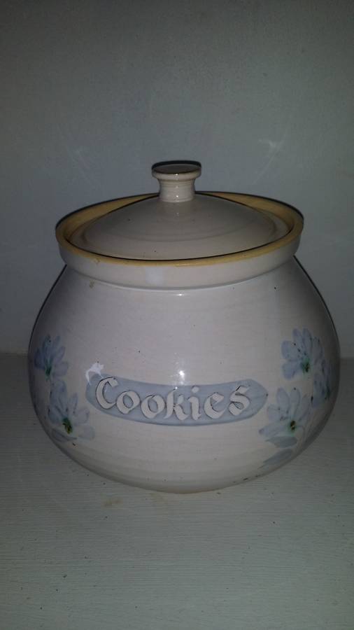 Cookie Jar  14 x 17 cm