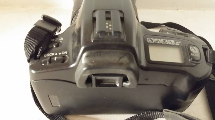 Minolta Dynax 300si Film Camera