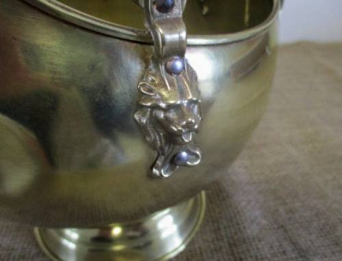 Lite Up Your Fireplace........  Cute And Beautiful Vintage Brass Coal Scuttle