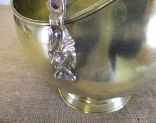 Lite Up Your Fireplace........  Cute And Beautiful Vintage Brass Coal Scuttle