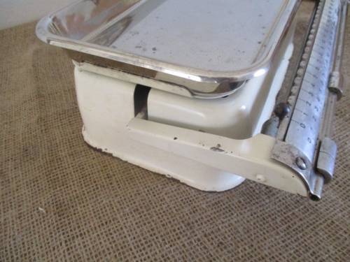 Vintage Vesta Favorit Kitchen Scale         1940 - 1950      Made in West Germany
