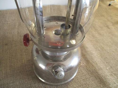 The Master Of The Night Light  !!!! A Beautiful Vintage Coleman No 639 Kerosene Lamp