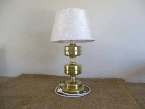 Stunning Looking Vintage Brass Table Lamp