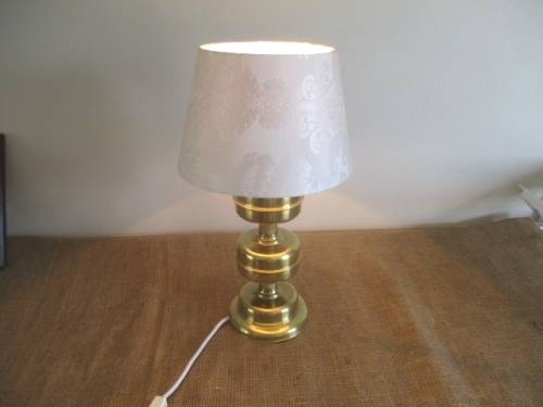 Stunning Looking Vintage Brass Table Lamp