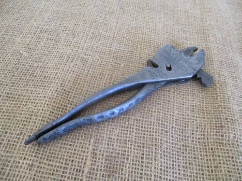 Very Rare In South Africa...Vintage Eifel-Geared Plierench     8 1/2"     1946    USA Chicago