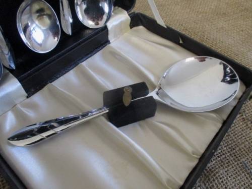 Vintage Chrome On Nickel Silver 84 Dessert Set In Original Box  Sheffield, England