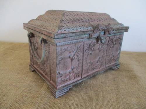 So Classy And Tasteful.....Lovely Vintage Ornate Metal Jewelry Box