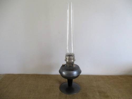 Beautiful Vintage Aladdin Model 23 Heelless Oil Lamp With Chimney   US Patent 3551086    2000 - 2015