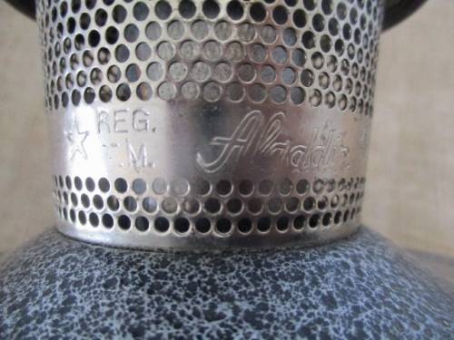 Beautiful Vintage Aladdin Model 23 Heelless Oil Lamp With Chimney   US Patent 3551086    2000 - 2015