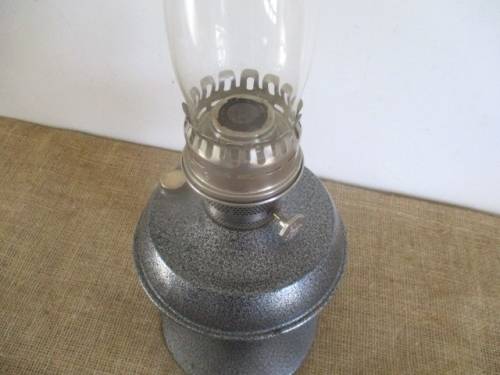 Beautiful Vintage Aladdin Model 23 Heelless Oil Lamp With Chimney   US Patent 3551086    2000 - 2015