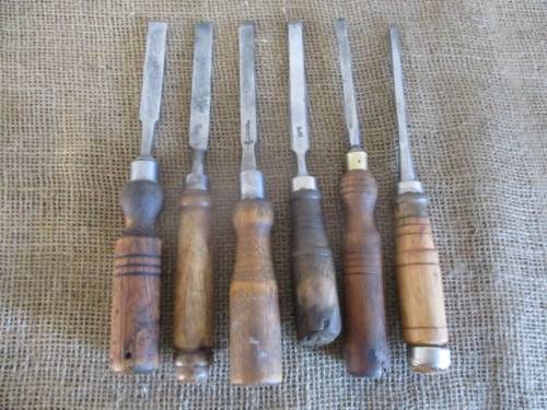 Beautiful Collection Of Six Vintage Carpenter Woodworking Chisels