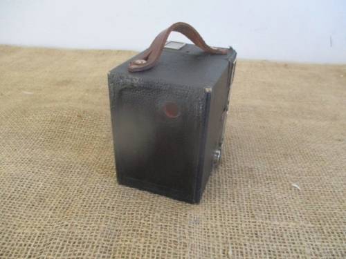 Antique Kodak Six-20 Popular Brownie Box Camera        1937 - 1938
