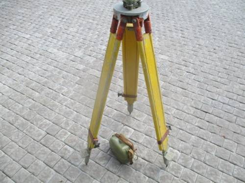 Complete Vintage Wild Heerbrugg NK10 - 105945 Switzerland Dumpy Level On Original Wooden Tripod