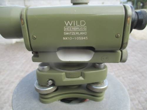Complete Vintage Wild Heerbrugg NK10 - 105945 Switzerland Dumpy Level On Original Wooden Tripod