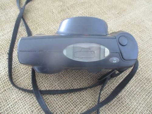 Vintage Pentax Zoom 105-R Camera               1990