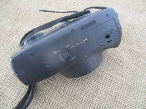 Vintage Pentax Zoom 105-R Camera               1990