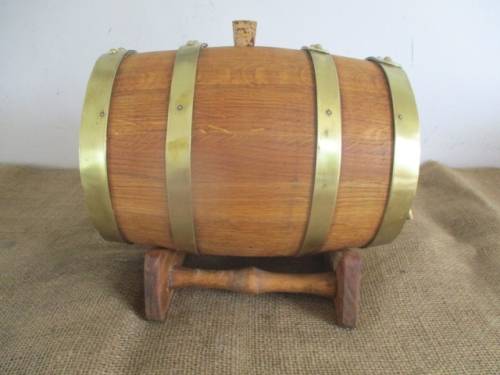 For Isak Bid Only - Beautiful Vintage Oak Wine Barrel With Brass Tap & Straps....