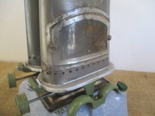 Vintage Cast Iron Beatrice No 33 Double Burner Paraffin Stove   Regd. Trade Mark 224,159   England