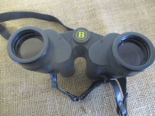 Vintage Bushnell InstaVision 7x35 490 FT. AT 1000 YDS Binocular With Shoulder Strap In Original Bag
