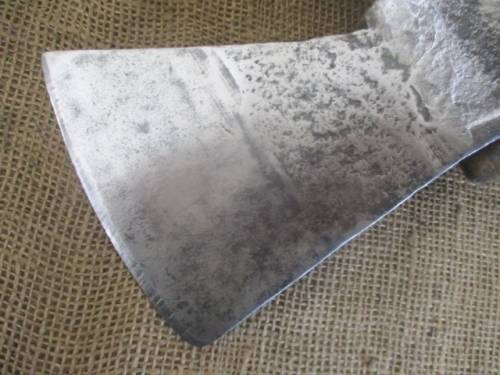 Magnificent Solid Steel Vintage Wood Spliting Axe               Made In England