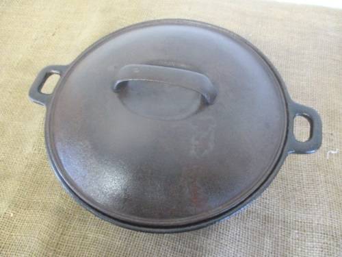 Undoubtedly The Best For Potbrood.....Nice Size Taiwan 41/2 Qt Dutch Oven Cast Iron Flat Bottom Pot