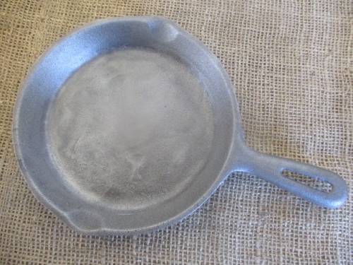 For The Campers.... Taiwan 160 mm Cast Iron Skillet And Rare Hendlers 180mm Steel Skillet