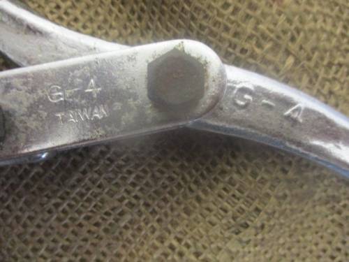 Useful Two Arm G - 4 Gear Puller And 65mm Gear Puller     Taiwan