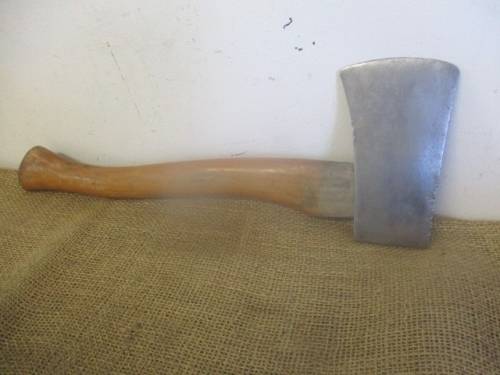 Nice Very Old 2lb Small Solid Steel Wood Hand Axe                       Made In China