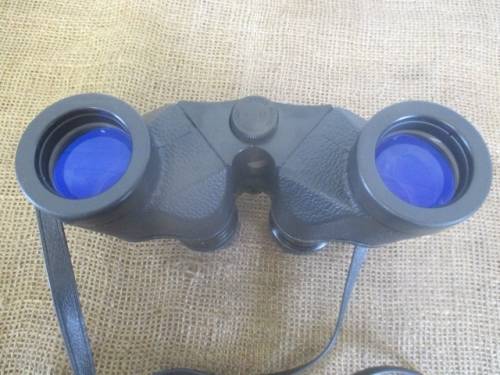 Unmatched Beautiful Pre-Loved Bushnell Insta-Focus Explorer II  XWA 7 X 35` Field 11.5' Binocular