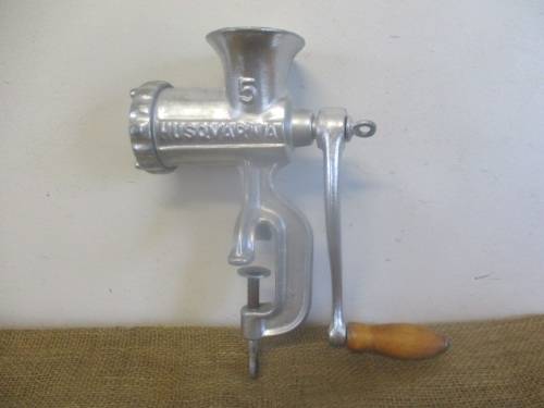 Excellent And Complete Vintage Cast Iron No 5 Husqvarna Reliance Meat Mincer      Made In Sweden