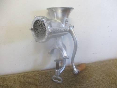 Excellent And Complete Vintage Cast Iron No 5 Husqvarna Reliance Meat Mincer      Made In Sweden