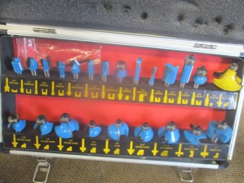 Lovely 23 Piece Woodworking Router Bit Set In Original Case