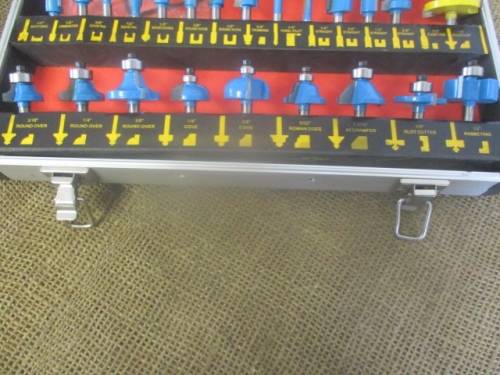 Lovely 23 Piece Woodworking Router Bit Set In Original Case