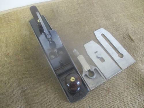 The Role Model...... Lovely Stanley Bailey No 5 1/2 Smoothing Plane.     Made in USA