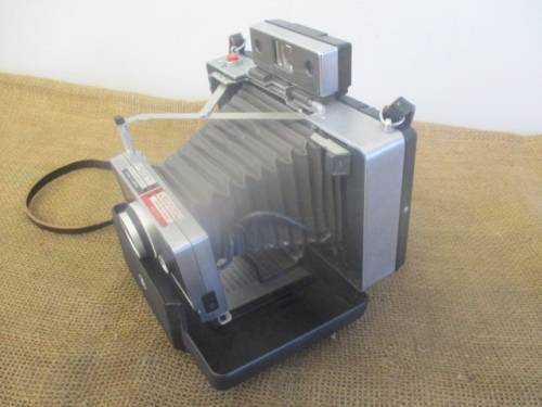 Rare Vintage Polaroid Automatic 100 Land Camera               1963