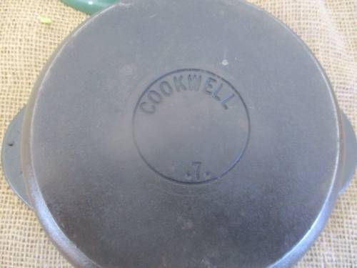 For Kabous Bid Only - Excellent Cast Iron Cookwell No 7 Ovenproof Pot