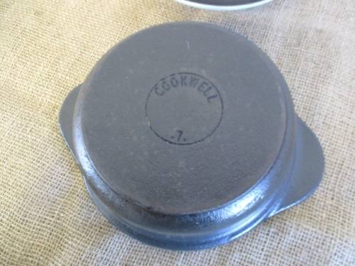 For Kabous Bid Only - Lovely Cast Iron Cookwell No 7 Ovenproof Pot
