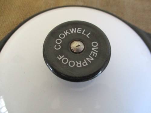 For Kabous Bid Only - Lovely Cast Iron Cookwell No 7 Ovenproof Pot