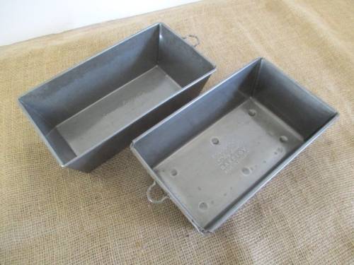 Two Very Beautiful And Sturdy Vintage Metal Bread Pans                       Made In England